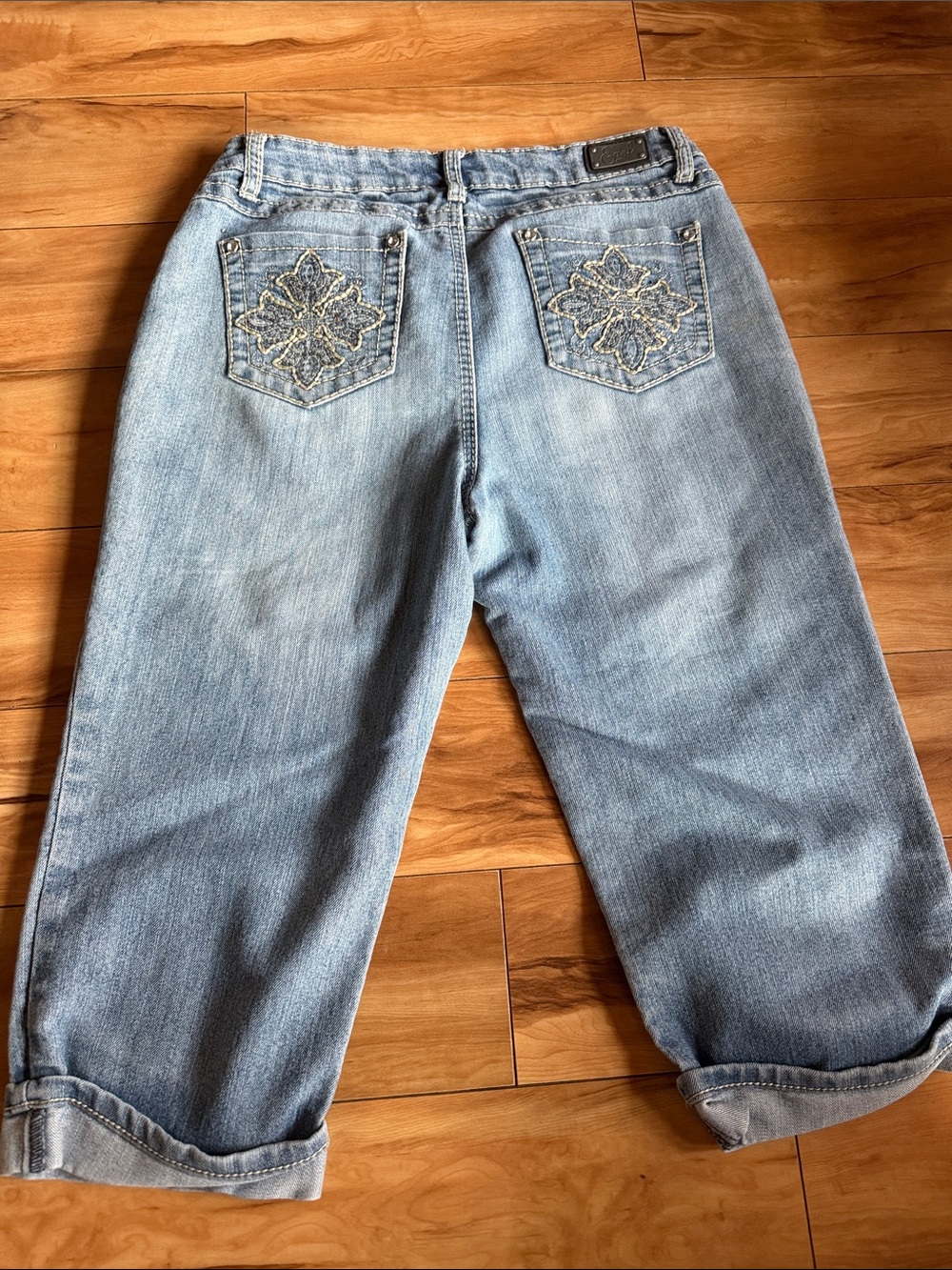 Y2K Light Blue Women's Embroidered Back Pocket Jeans